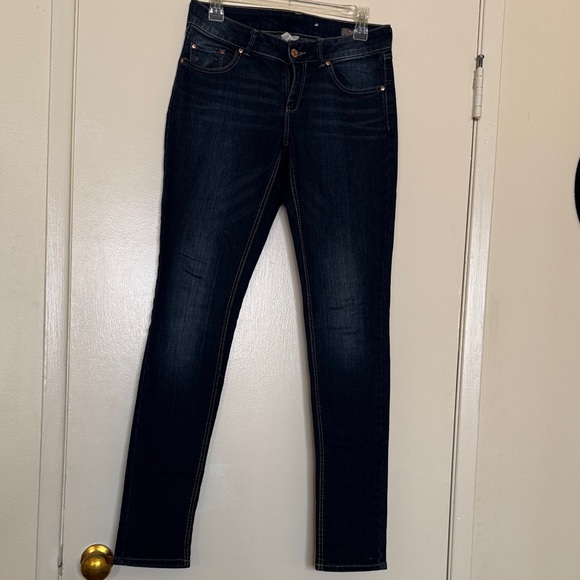 Levi's Women's Dark Indigo Skinny Jeans - Picture 1 of 6